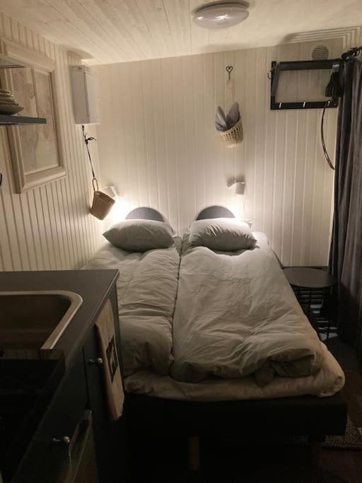 Mysig Ministuga Lugnt Pa Landet Blentarp Экстерьер фото